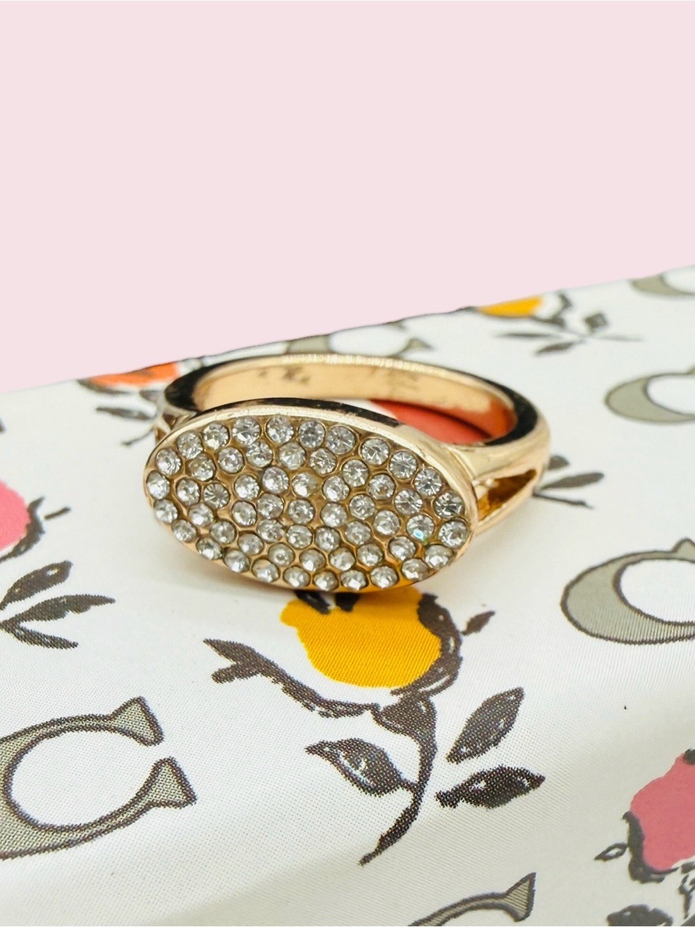Gold Crystal Pavé Oval Signet Style Ring - Women Jewelry